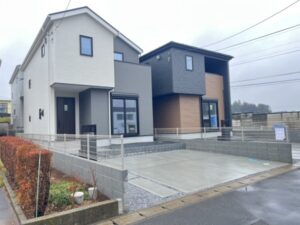 <b>野田市七光台<br>新築戸建<br>2,480万円～3,080万円</b>
