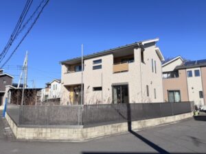 <b>取手市寺田<br>中古戸建<br>2,880万円</b>